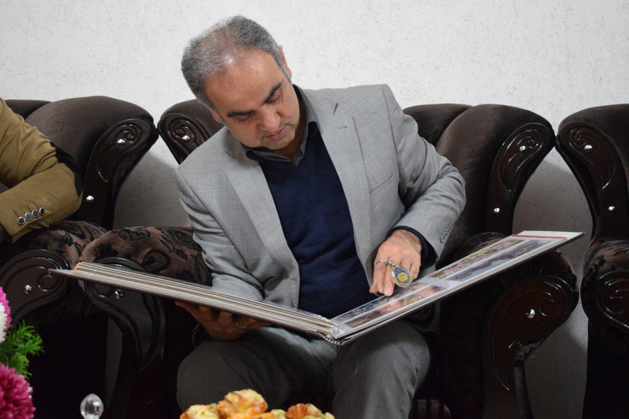AMIRlatifi64111 6